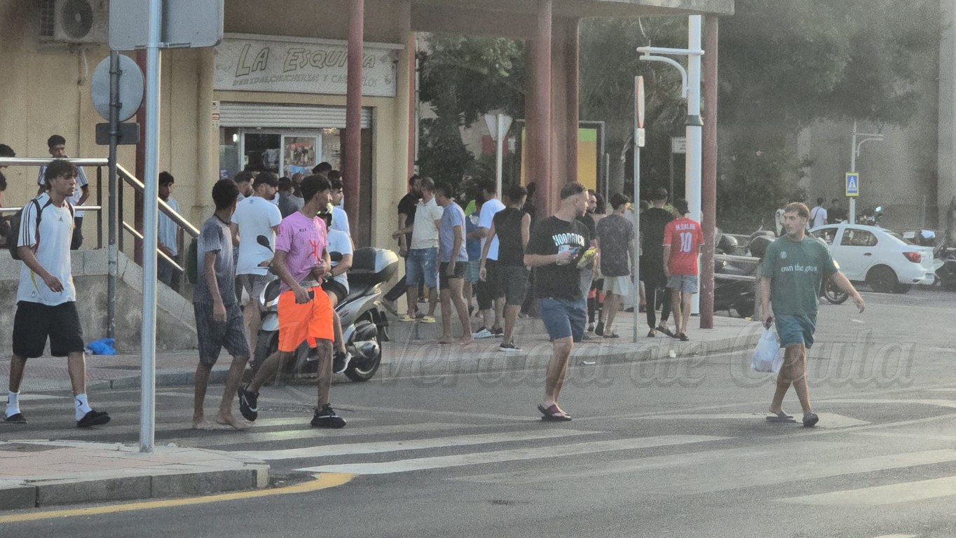 La ministra de Infancia cifra en más de 2.000 los menores migrantes en Ceuta