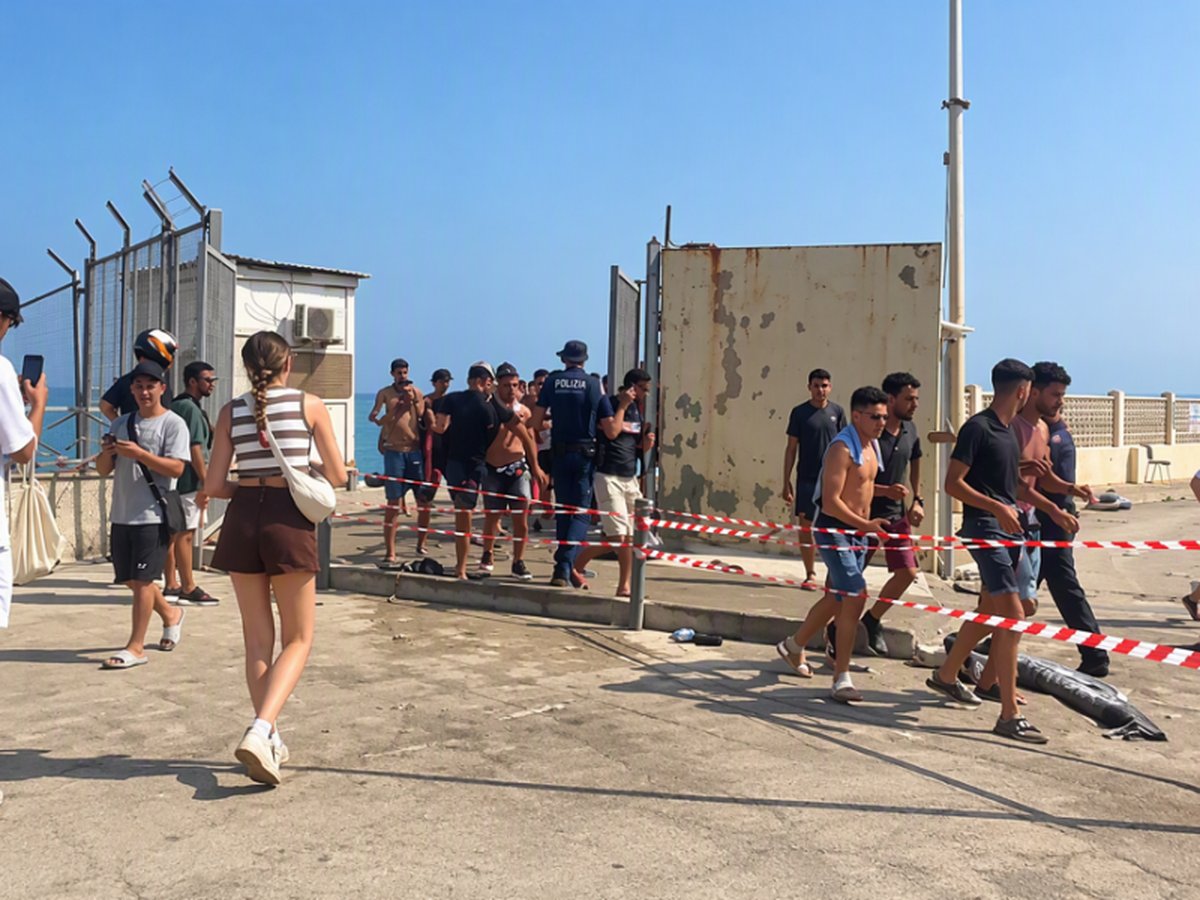 AUGC defiende la apertura de la cancela del Tarajal el 30 de julio: "Se abrió una cancela para salvar vidas, no una frontera"