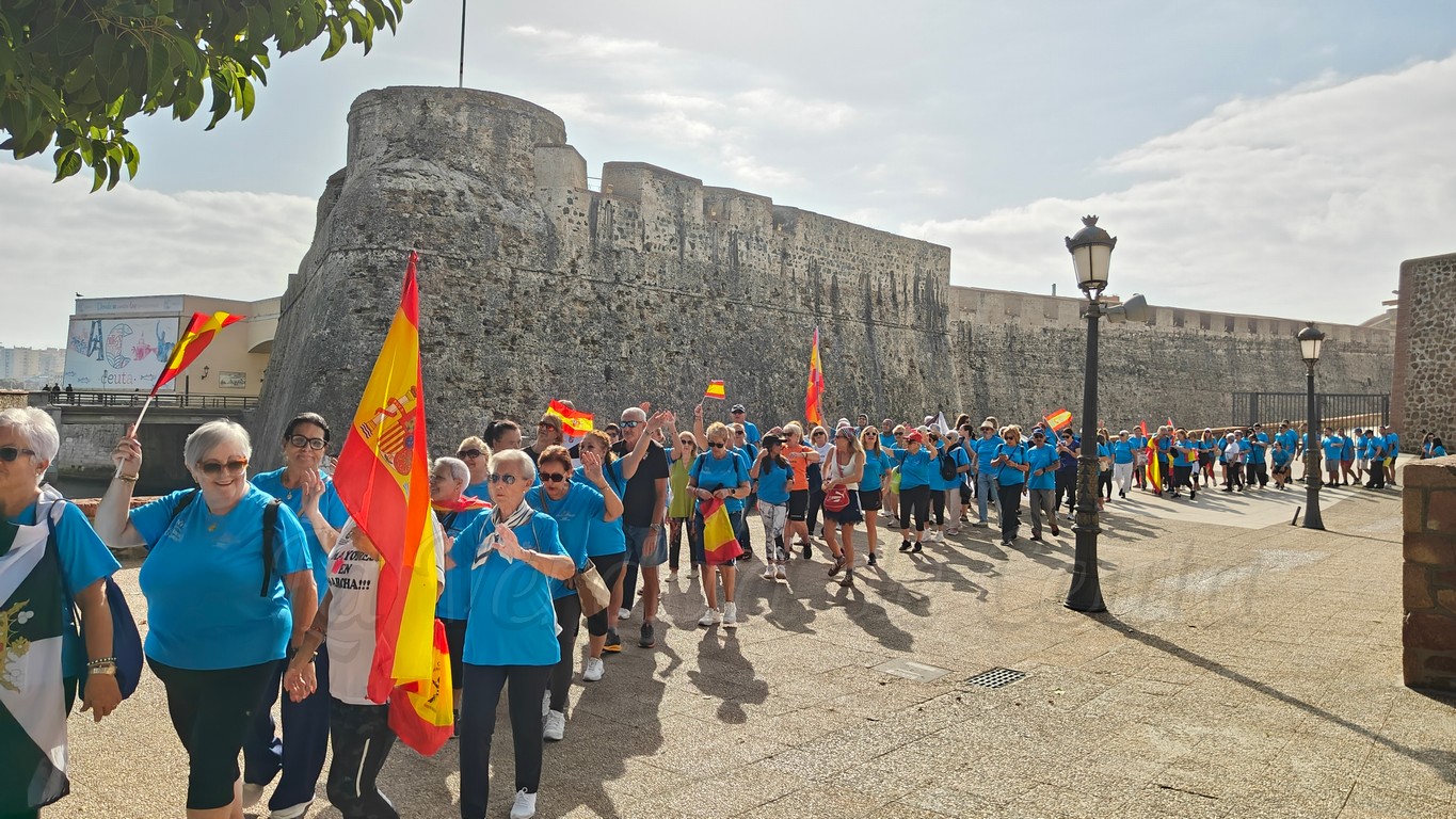 Los mayores de Ceuta salen a la calle y lanzan un mensaje claro