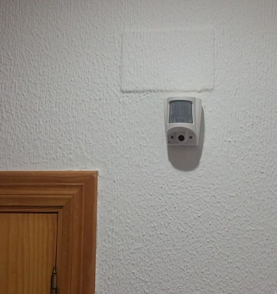 Cámara de vigilancia. LVC.