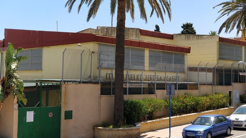 La covid cierra la semana en los centros educativos con 13 alumnos positivos y 6 docentes