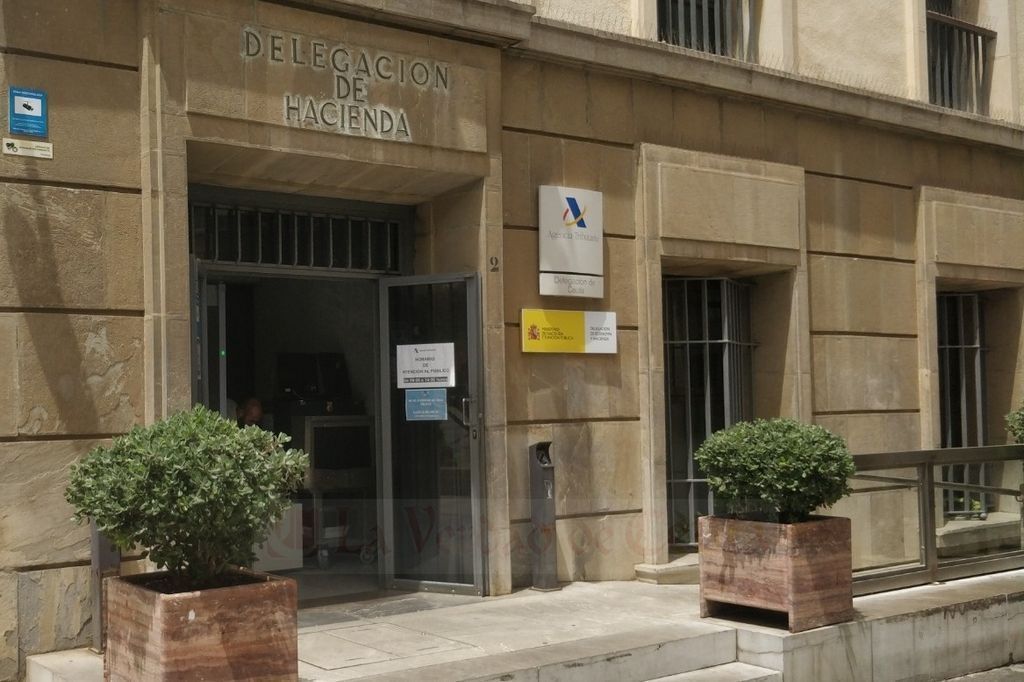 La Agencia Tributaria pone hoy en marcha “Censos Web”, un servicio para agilizar las altas de actividad de los emprendedores