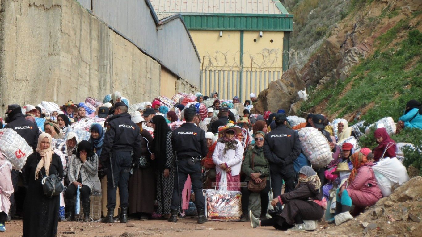 1.500 mujeres participan hoy en el porteo del Tarajal