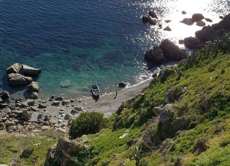 Hallan el cadáver de otro inmigrante en la playa del Sarchal